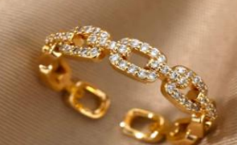 Bague dorée – Golden Link