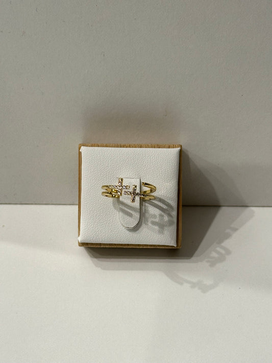 Bague dorée – Cross Elegance