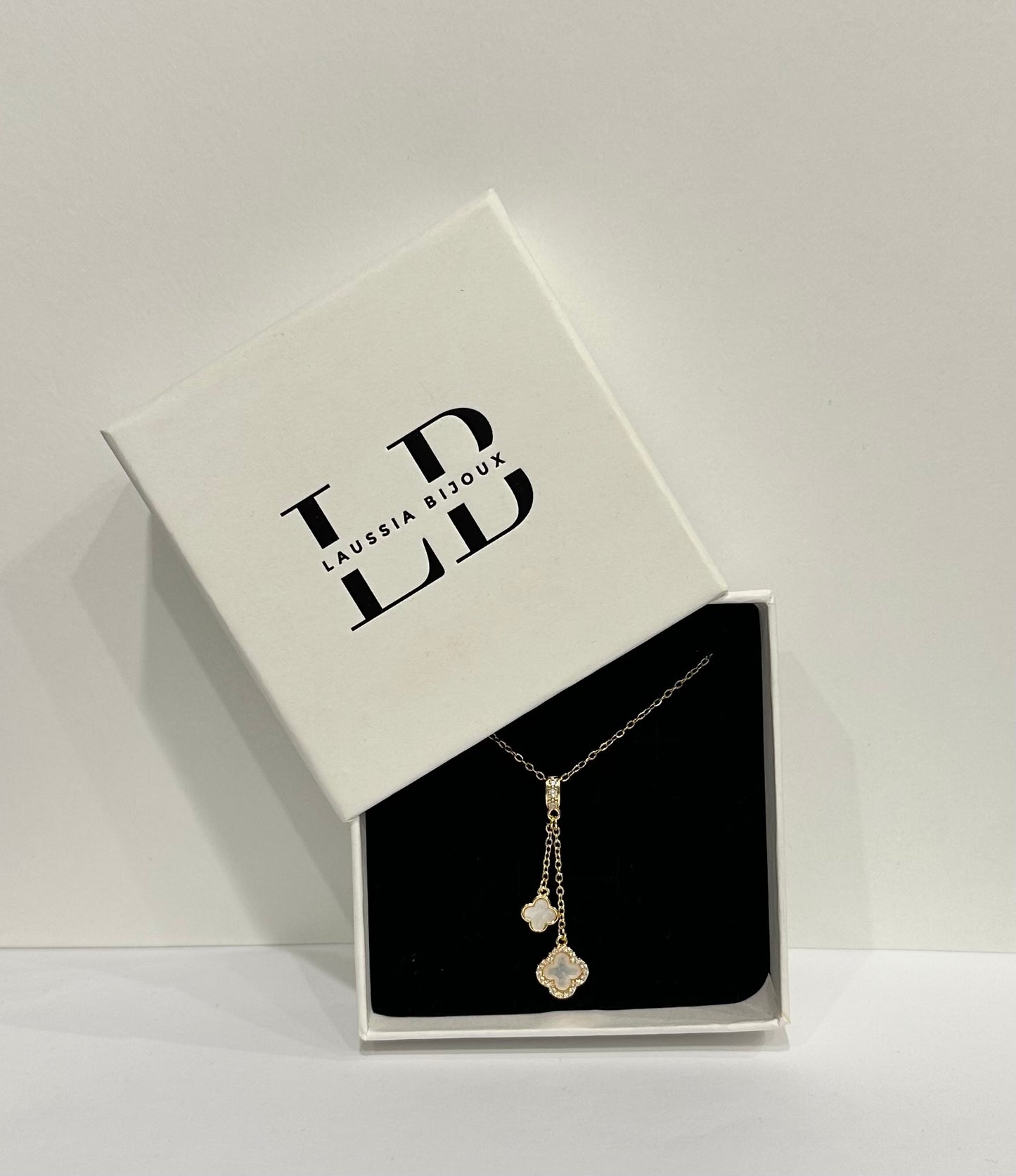 Collier doré – White Clover