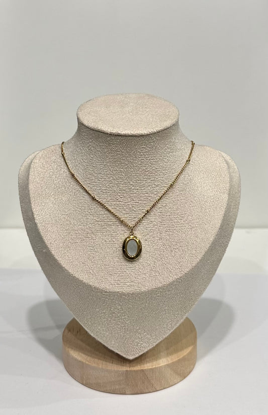 Collier doré – Shell Grace