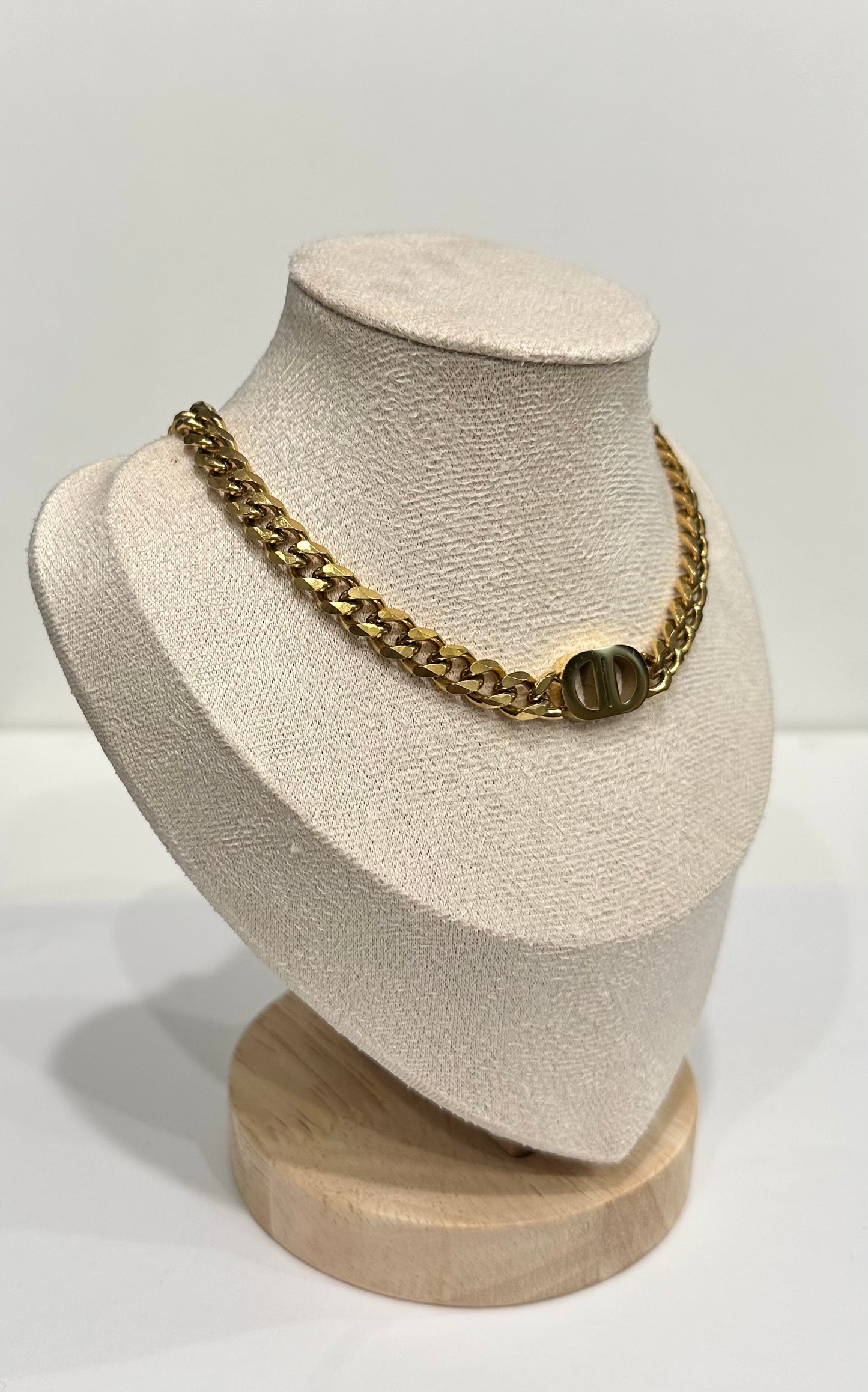 Collier doré – Icon Chain