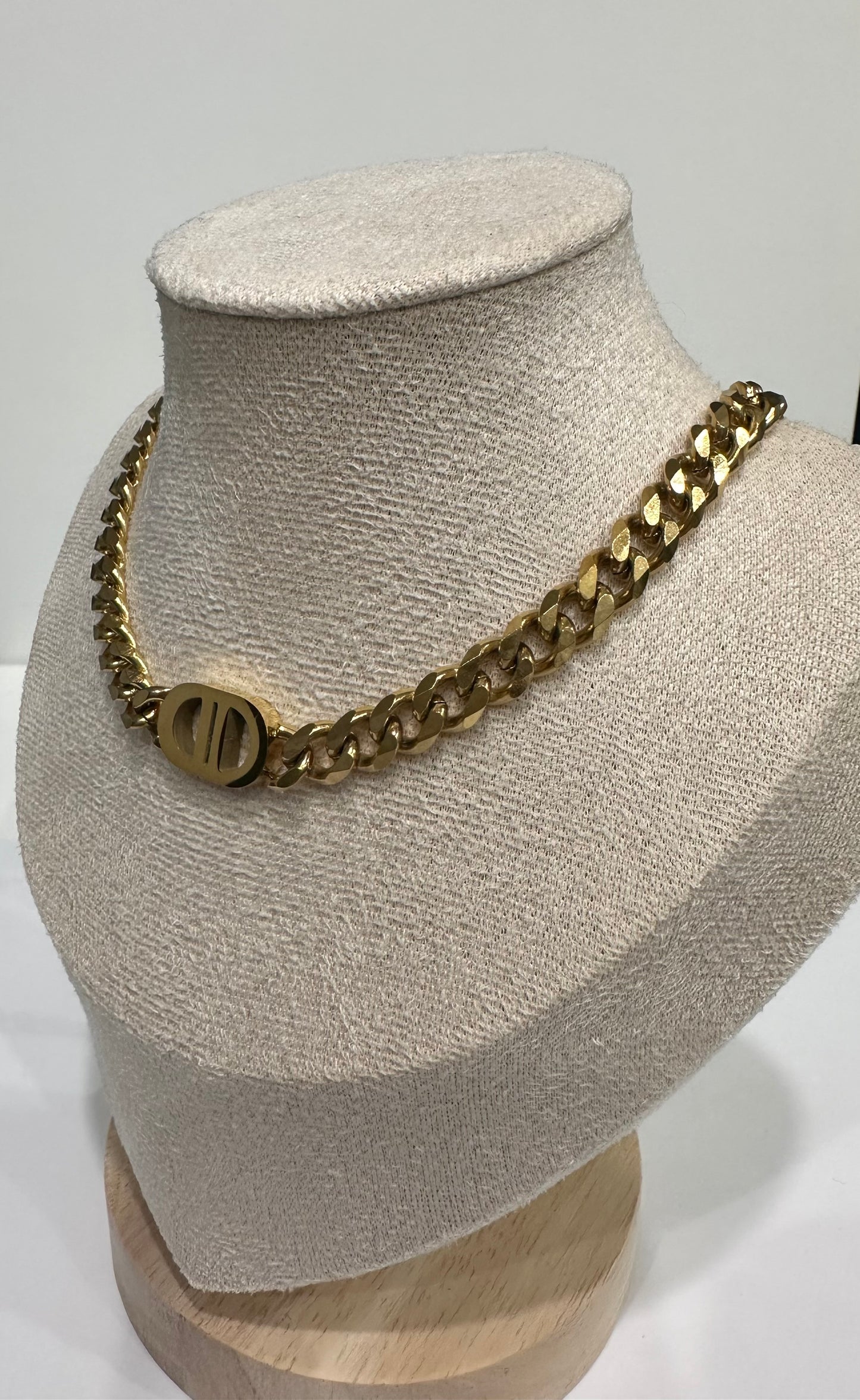 Collier doré – Icon Chain