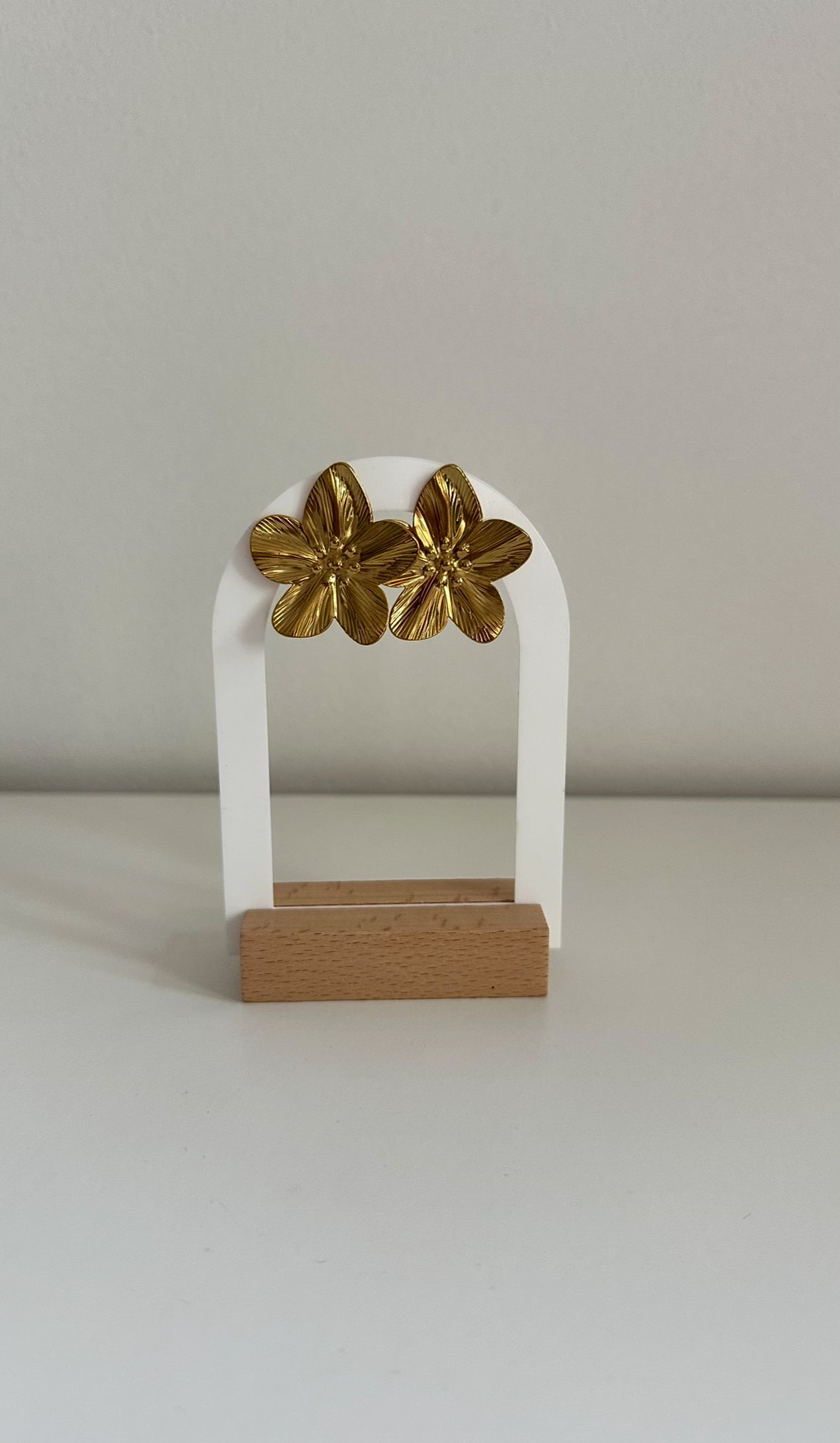 Boucles d’oreilles dorées – Golden Blossom